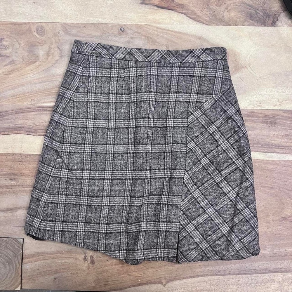 Banana Republic mini pencil skirt with slit school girl skirt